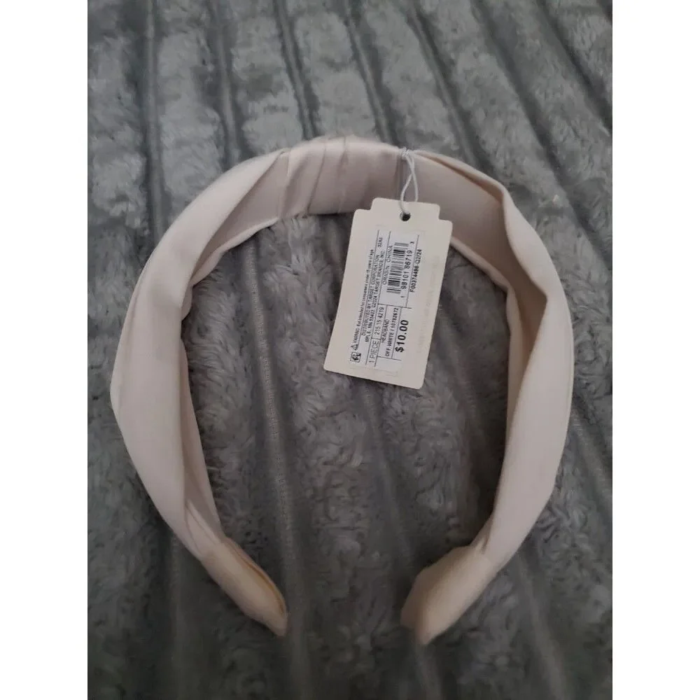 The Unbranded Brand large lot